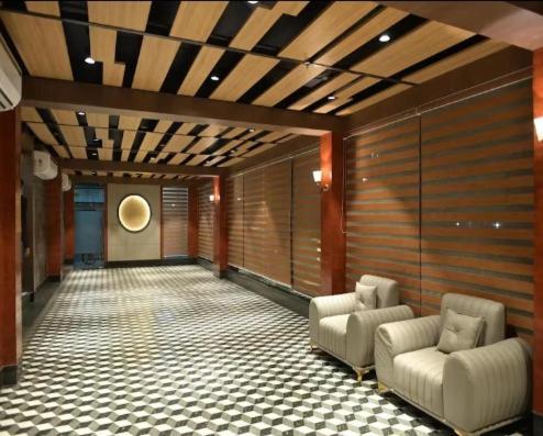 Nk7 Newtown Hotel Kolkata Bagian luar foto